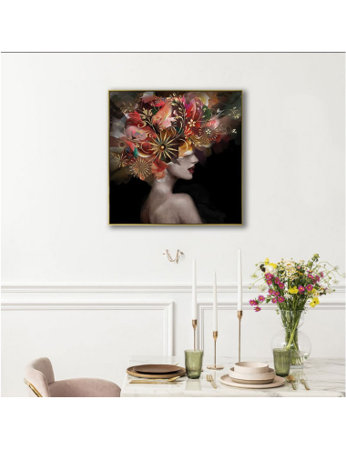 Tableau femme florale dorée 80x80 encadré élégant