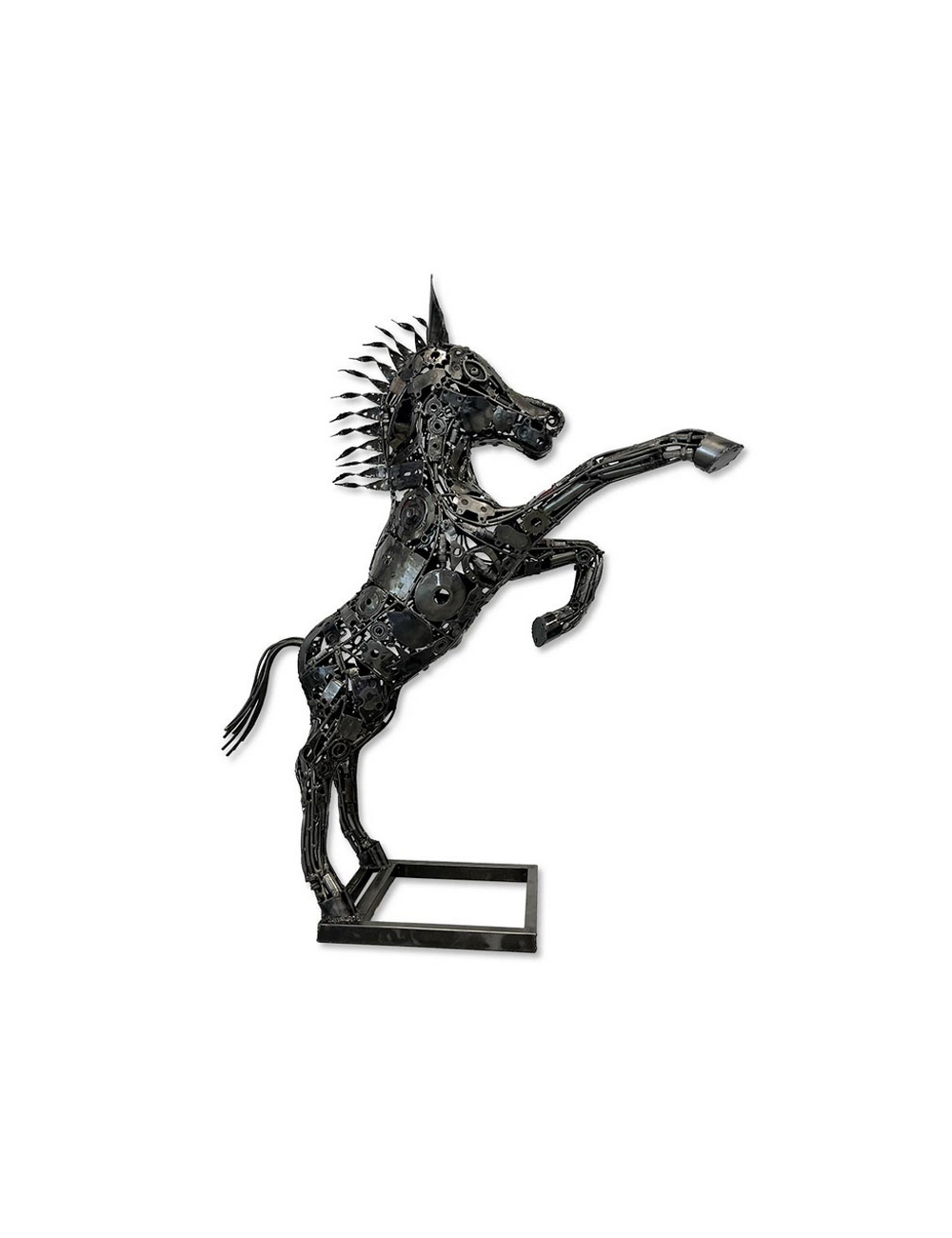 Sculpture cheval cabré en métal noir – 115×42 cm